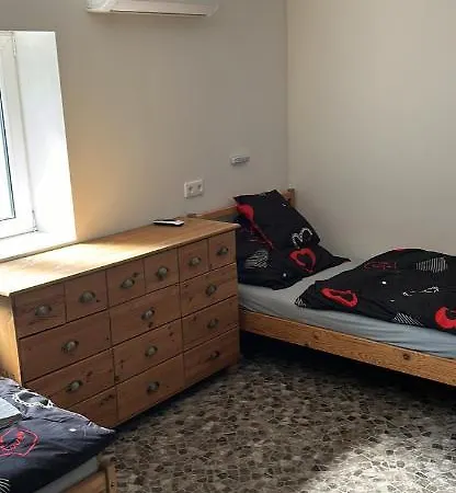 Lala-lak Apartment *